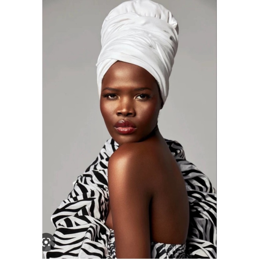 You Go Natural Classic White T-Shirt Turban